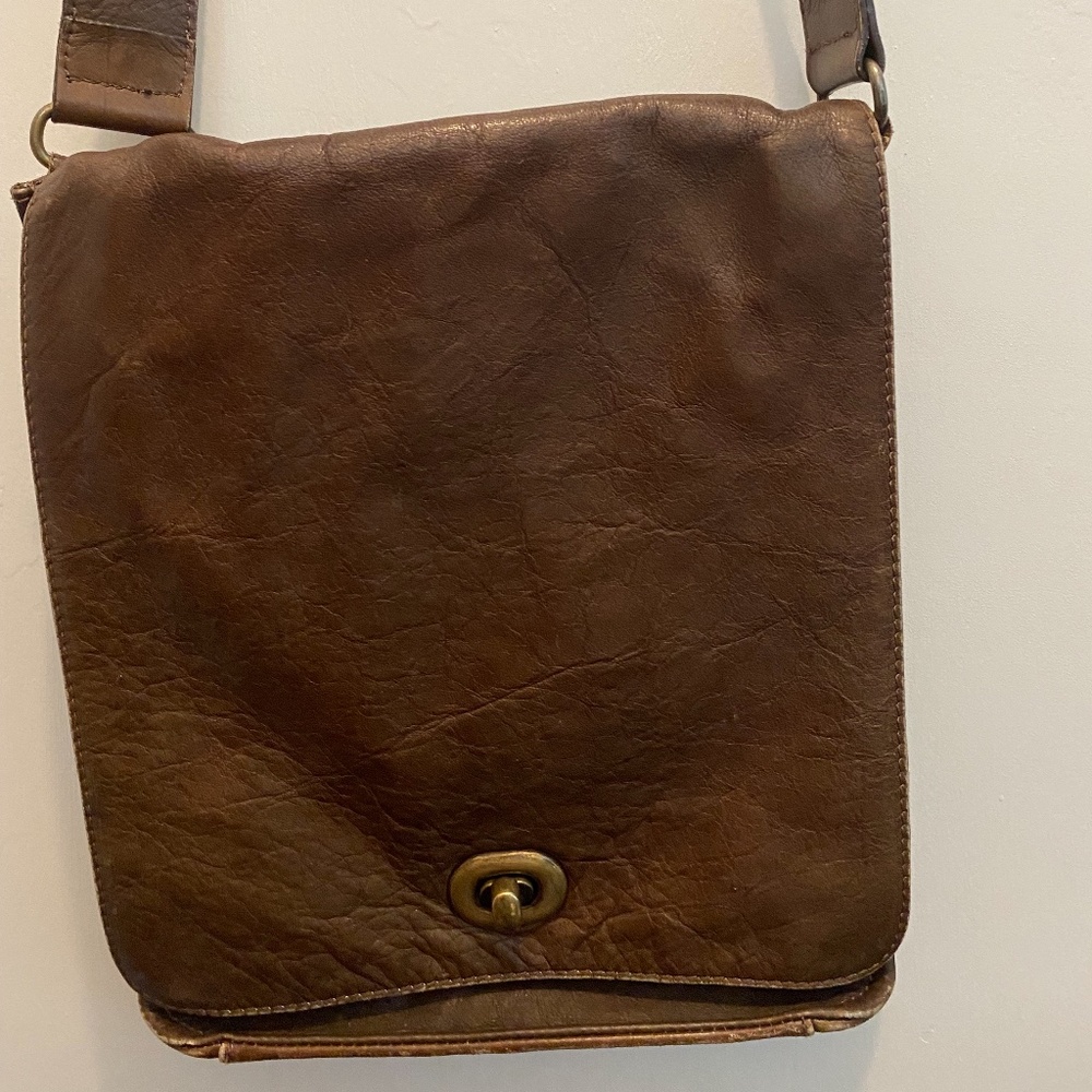 Sundance Vintage Leather Crossbody Bag